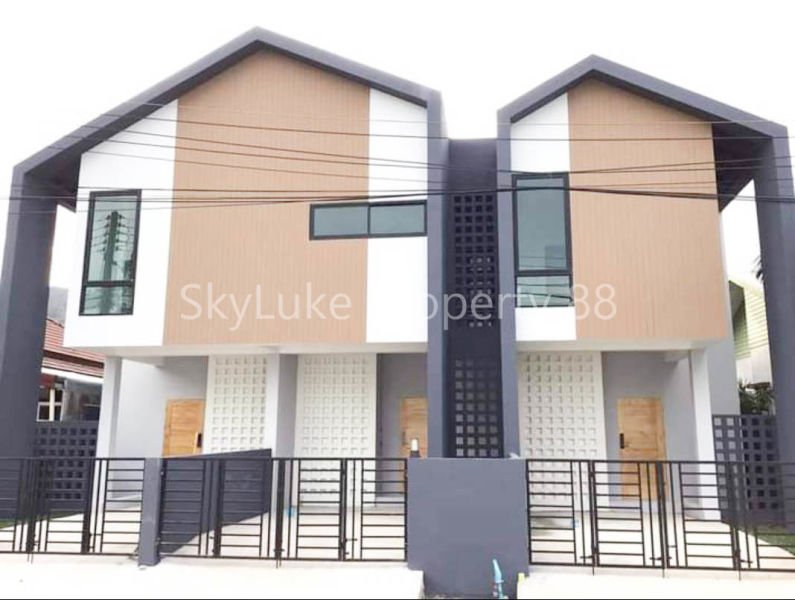 Modern house FOR SALE in Kathu, Phuket (HS04-KH0175)