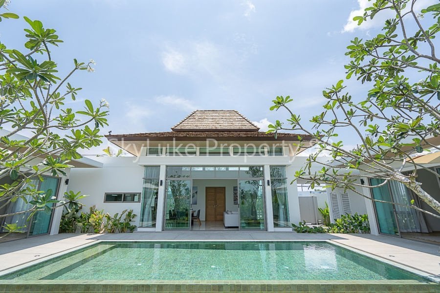 A modern pool villa 2 bedrooms 2bathrooms with private swimming pool