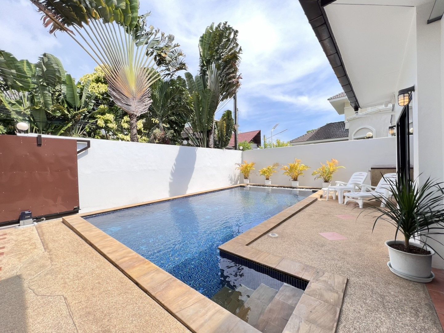 Fully furnished Pool Villa for Rent in Saiyuan, Rawai