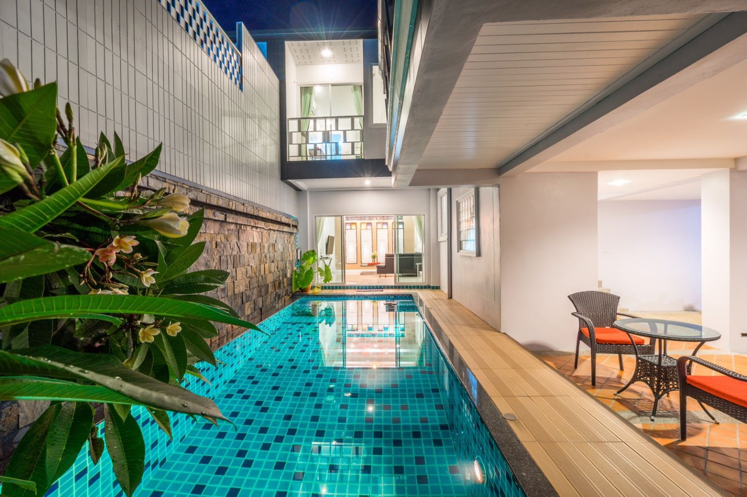 Modern 3 Bedrooms Private Pool Villa