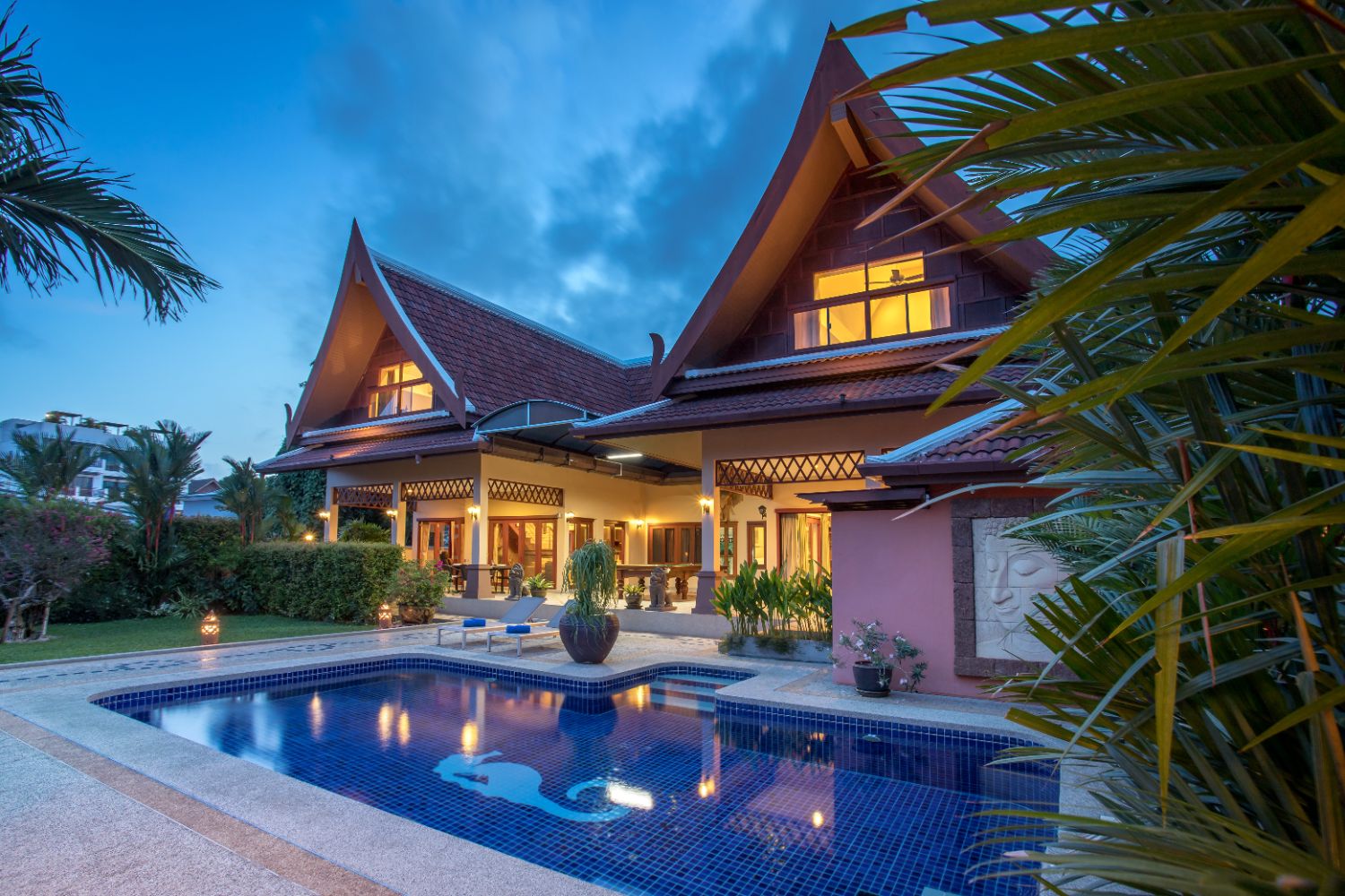 Villa for Sale 🏡 📍 located in Rawai (VS25-RW0245)