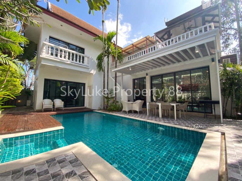 4 Bedrooms Pool Villa for Rent @ Cherngtalay, Phuket