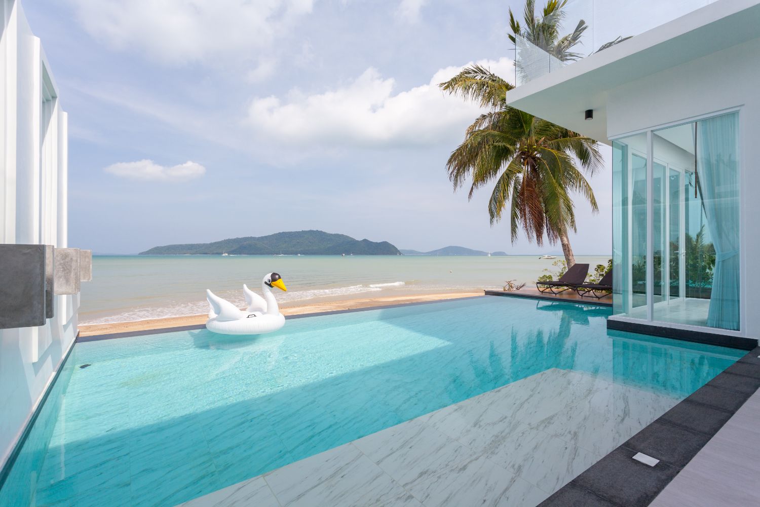 Absolute Beachfront Infinity Pool Villa for RENT in Rawai
