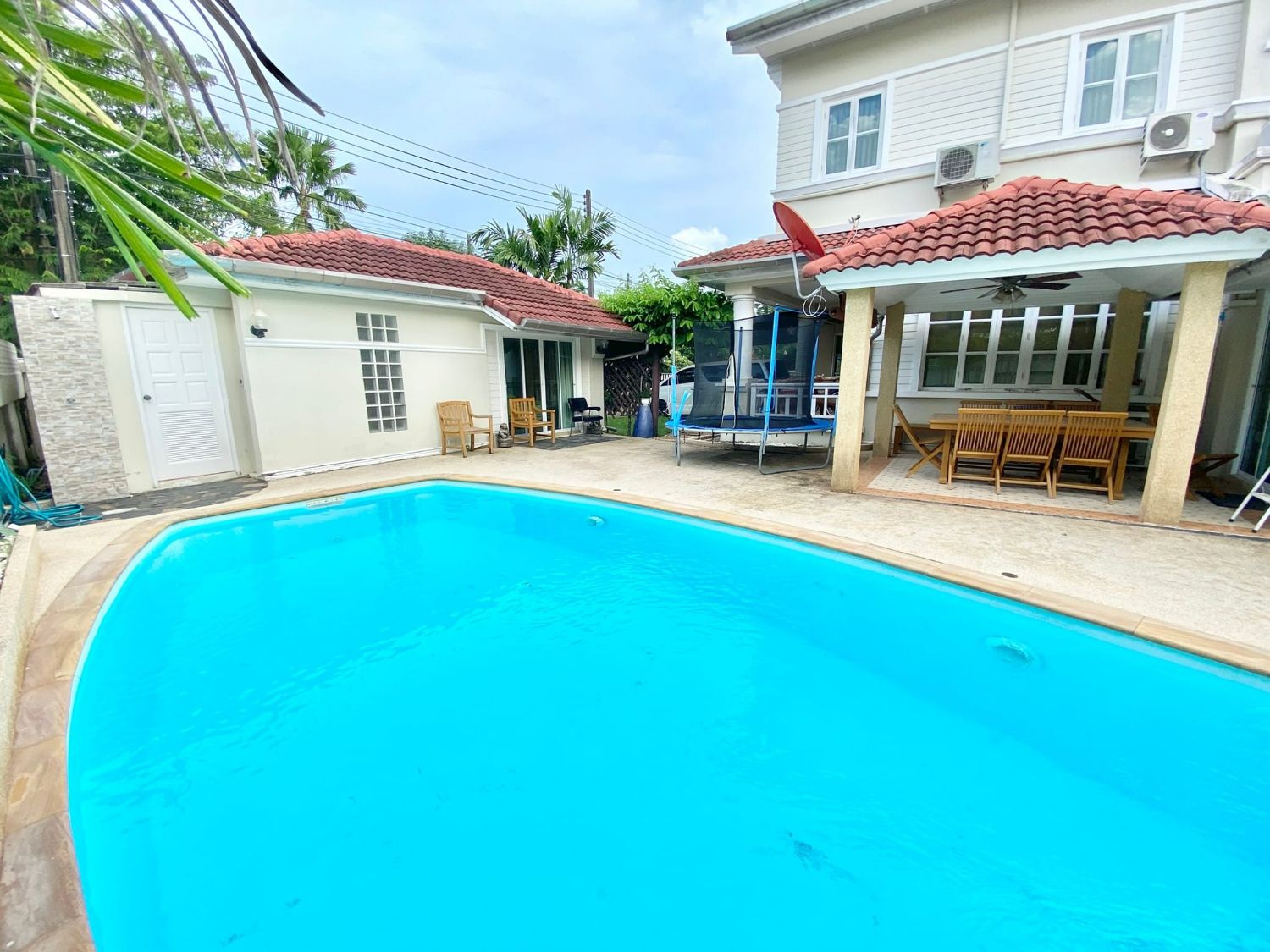 Pool villa Chalong with nice environment
